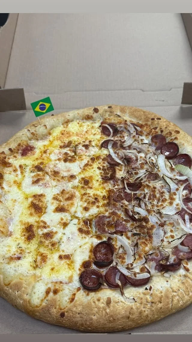 Brazilian Calabreza pizza